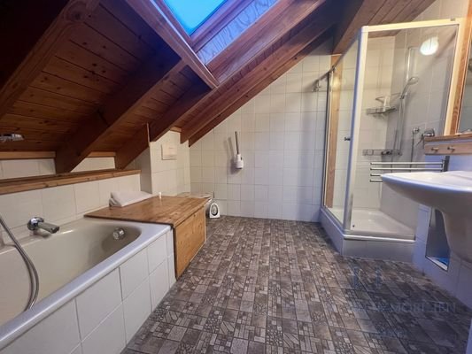 Badezimmer OG
