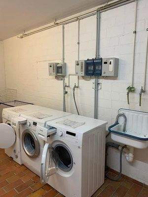 Münz-Waschmaschinen und - trockner