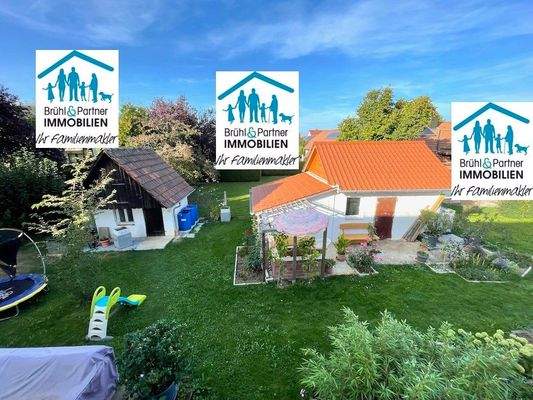 weitläufige Bebauung