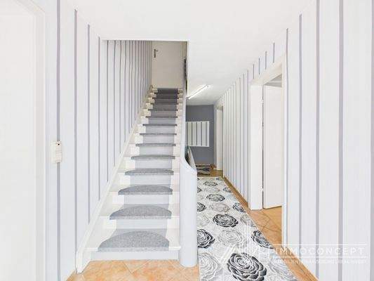 CAM04062G0-PR0045-STILL024