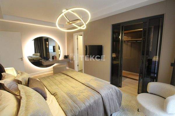 Spacious Apartments 100 Meters to Metro Station in Bağcılar