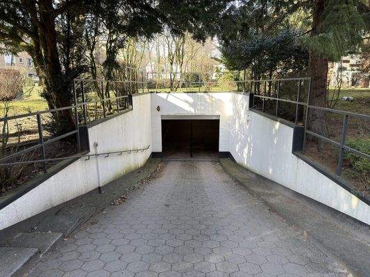 Zufahrt Tiefgarage