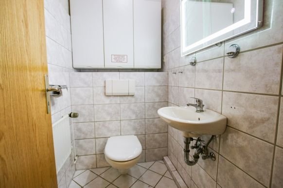 Gäste WC OG