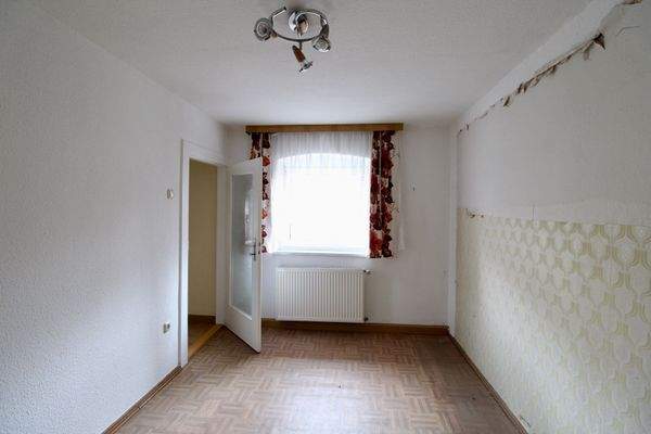 Arbeits- oder Kinderzimmer