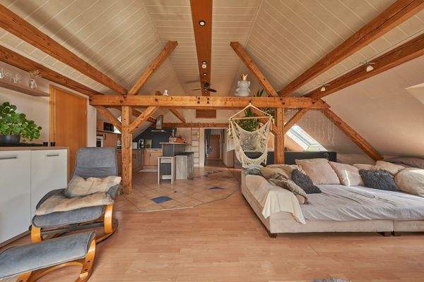 Wohn-, Ess- und Kochbereich