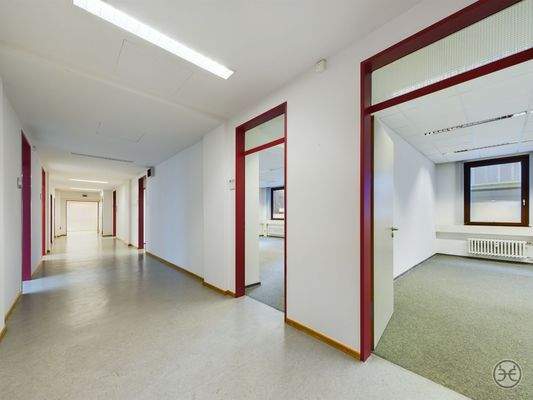 Eden-Ehbrecht-Immobilien_Büroflächen_Telekom-Gebäude_039