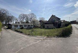 Straßenansicht gesamt
