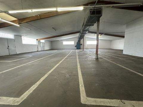 Ebersdorf Halle, Ebersdorf Hallenfläche