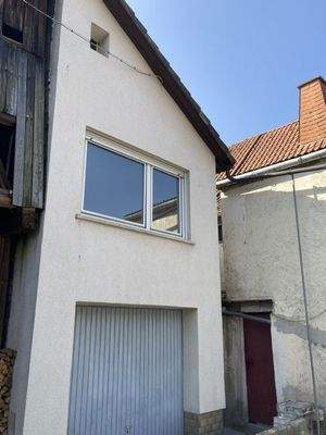 Garage - Haus daneben wird noch renoviert