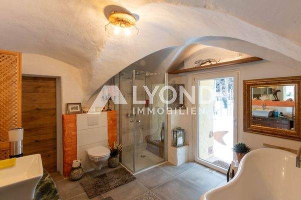 Erdgeschoss - Badezimmer