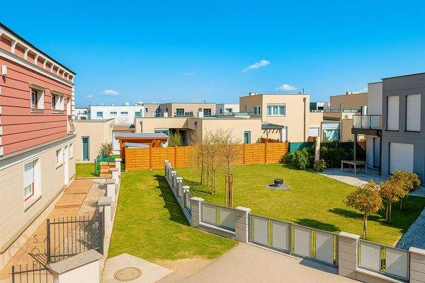 EADA8AFE-A81B-44BB-B48E-865A3320433B