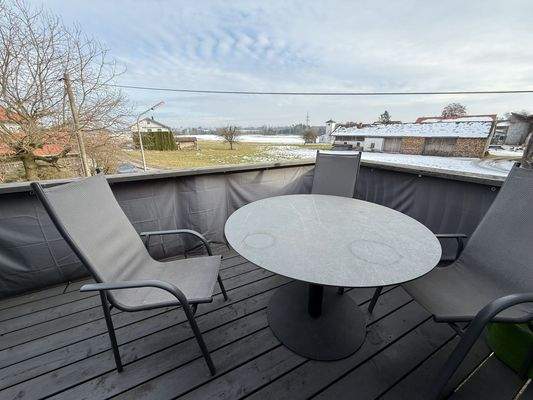 mit Zugang zum Balkon mit Weitblick