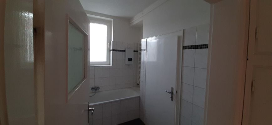 Badezimmer 2.OG