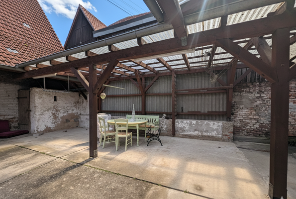 Terrasse mit Überdachung
