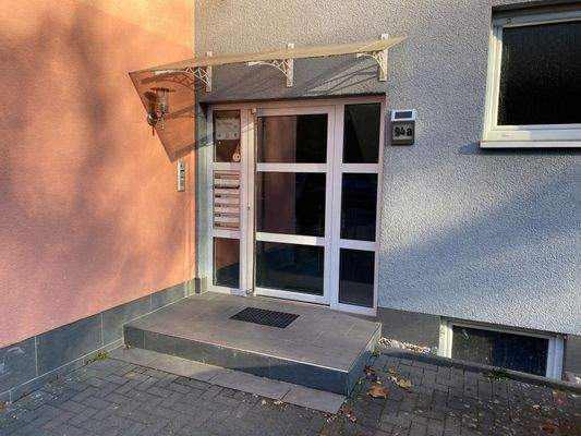 Hauseingang 94a