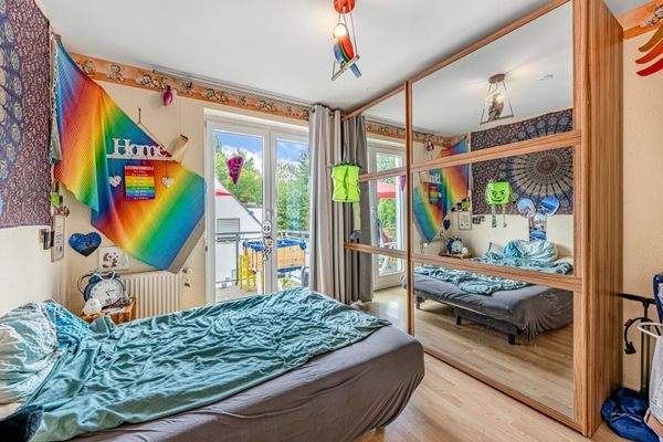 Kleines Schlafzimmer  mit eigenem Balkonaustritt