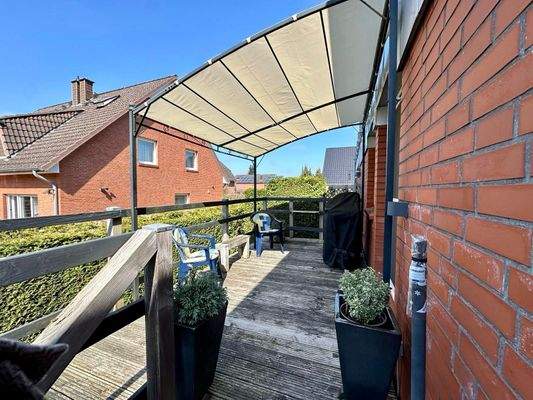 Großer Balkon/ Terrasse