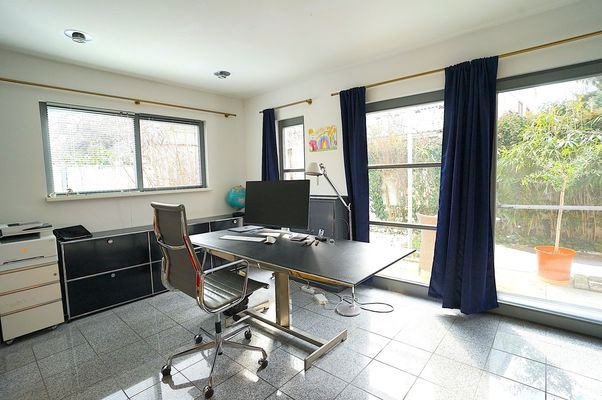 arbeiten a EG