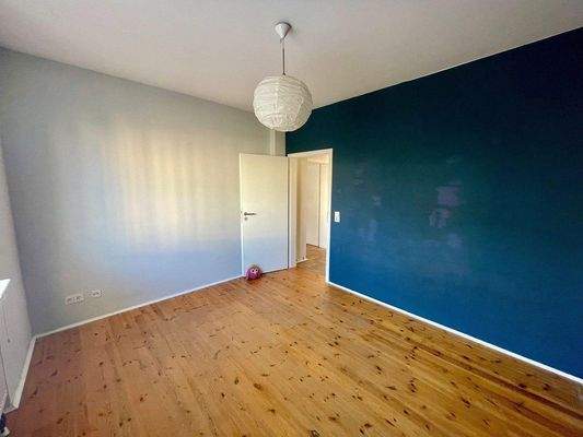 Schlafzimmer 2/ Büro