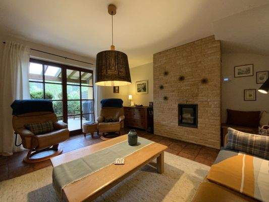 Wohnbereich mit Kamin