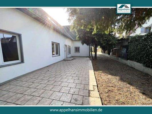 Außenansicht 2. Eingang