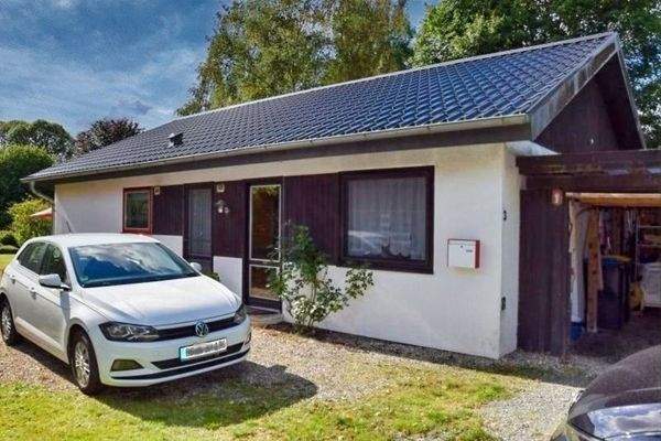 Ebenerdiges und gepflegtes Haus