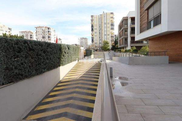 Apartment in a Complex with Parking in Konyaaltı, Antalya