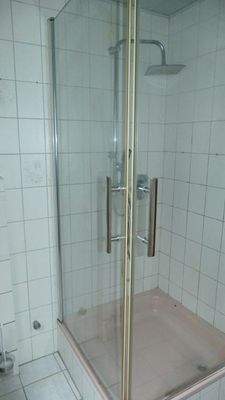 ... mit Dusche