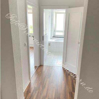 Eingangsbereich zweiter Teil.jpg