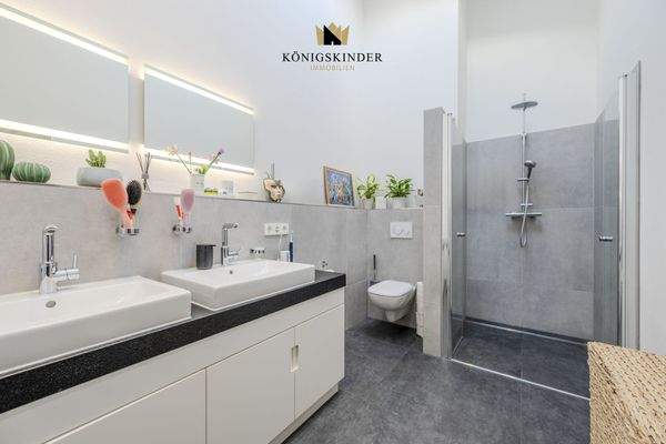 Helles Tageslichtbad 1