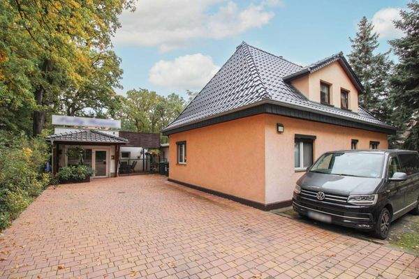 Objektansicht straßenseitig