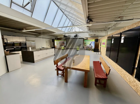 INFOS UNTER: 06171-586000