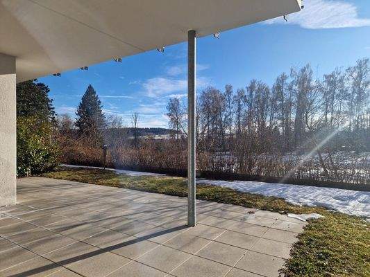 Terrasse mit Blick zum Magdalenenberg