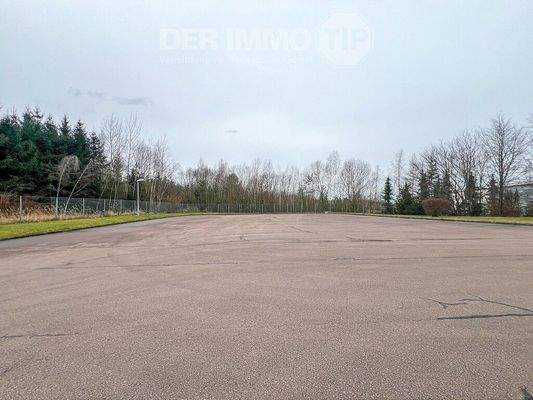 65770-b2#Befestigte Freiflächen