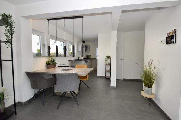 EG - Essbereich mit Küche