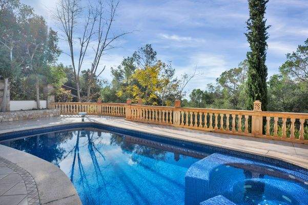 Pool in villa in Costa d'en Blanes