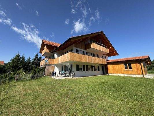 Ansicht Ost (re. Fahrradraum)