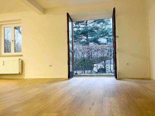 Wohn- und Schlafzimmer 1