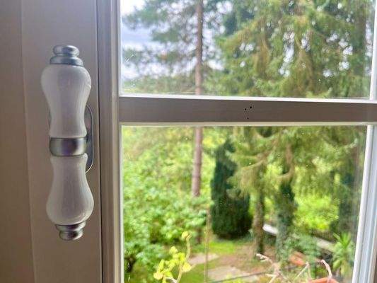  OG | PORZELLAN-FENSTERGRIFFE