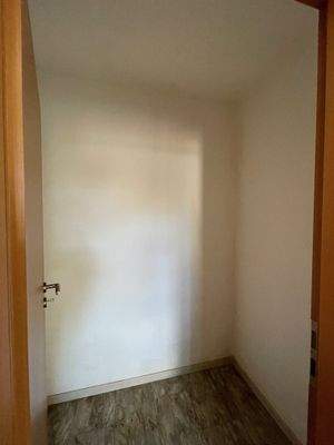 8 - Hauswirtschaftsraum