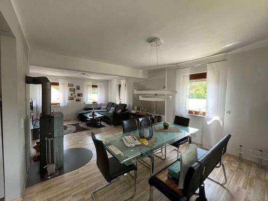 Wohn- u. Essbereich EG