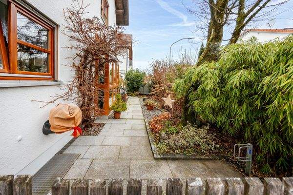 Vorgarten/Terrasse Nordseite