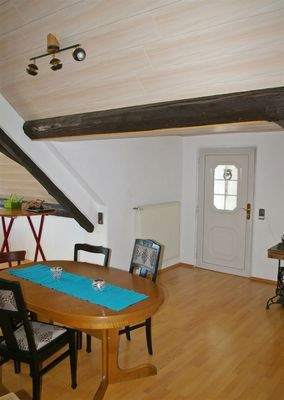 Eingangs-/Essbereich DG