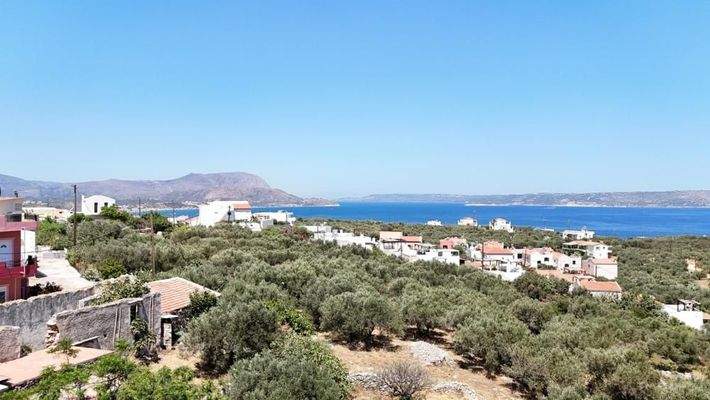 Kreta, Plaka: Zwei erstklassige Grundstücke in Plaka – Meerblick und zentrale Lage
