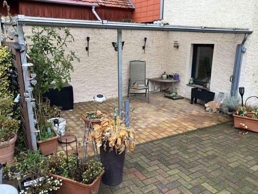 überdachte Terrasse