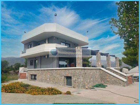 2eb5a1ef358c426d9b6582ab039f0db2-original