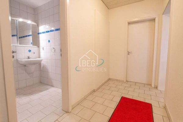 Virtuell entmöblierter Flur