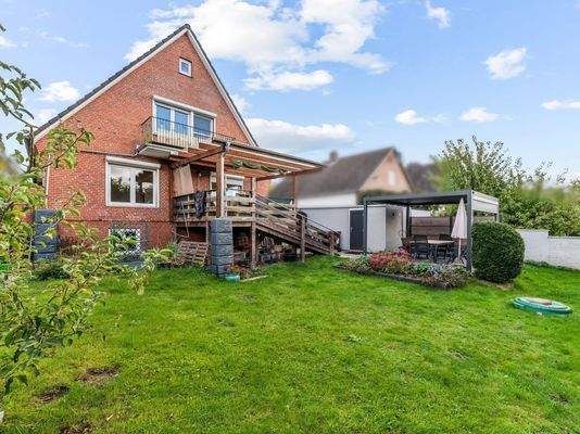 Hausrückansicht - Garten