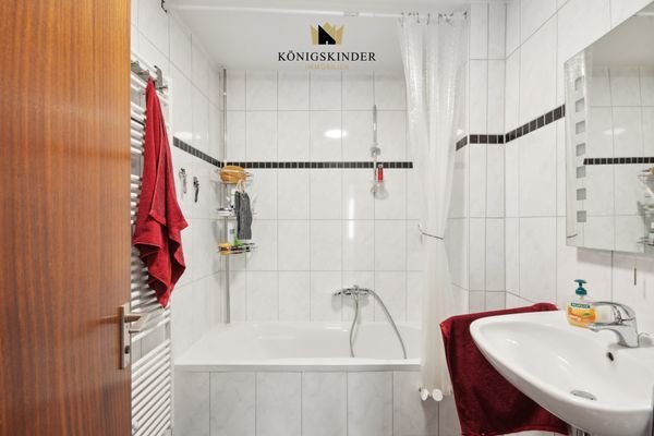Bad m. Badewanne