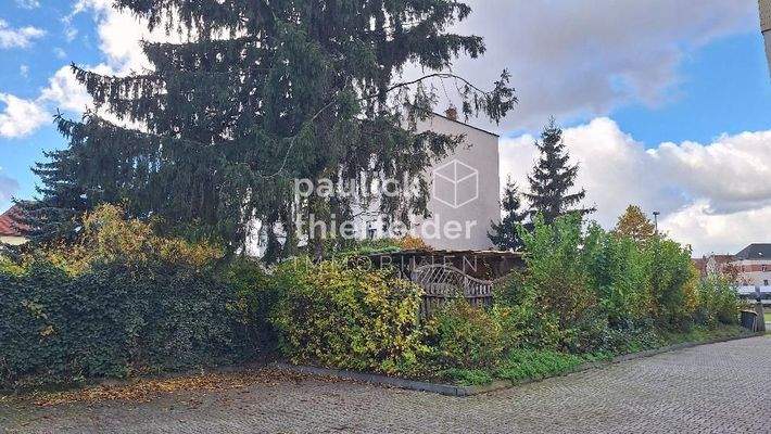 Blick vom Nachbargrundstück 2